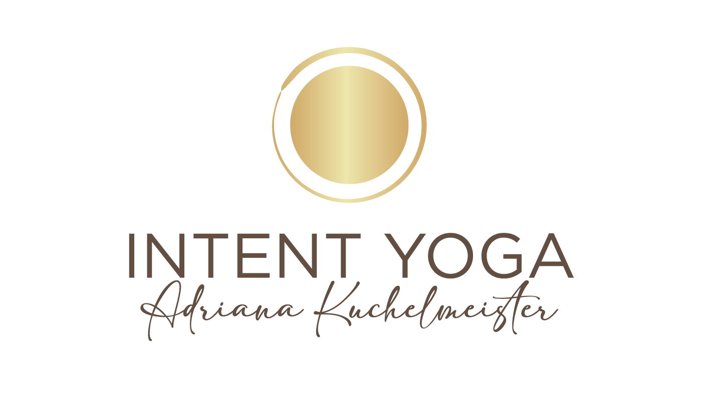 INTENT YOGA – Adriana Kuchelmeister